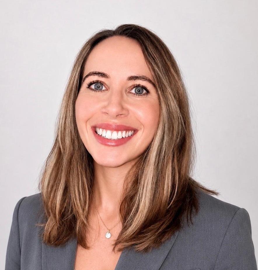 Dr Genna Logue